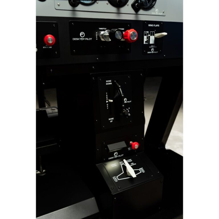 Desktop Pilot Cessna 172 Flight Simulator - Desktop Pilot